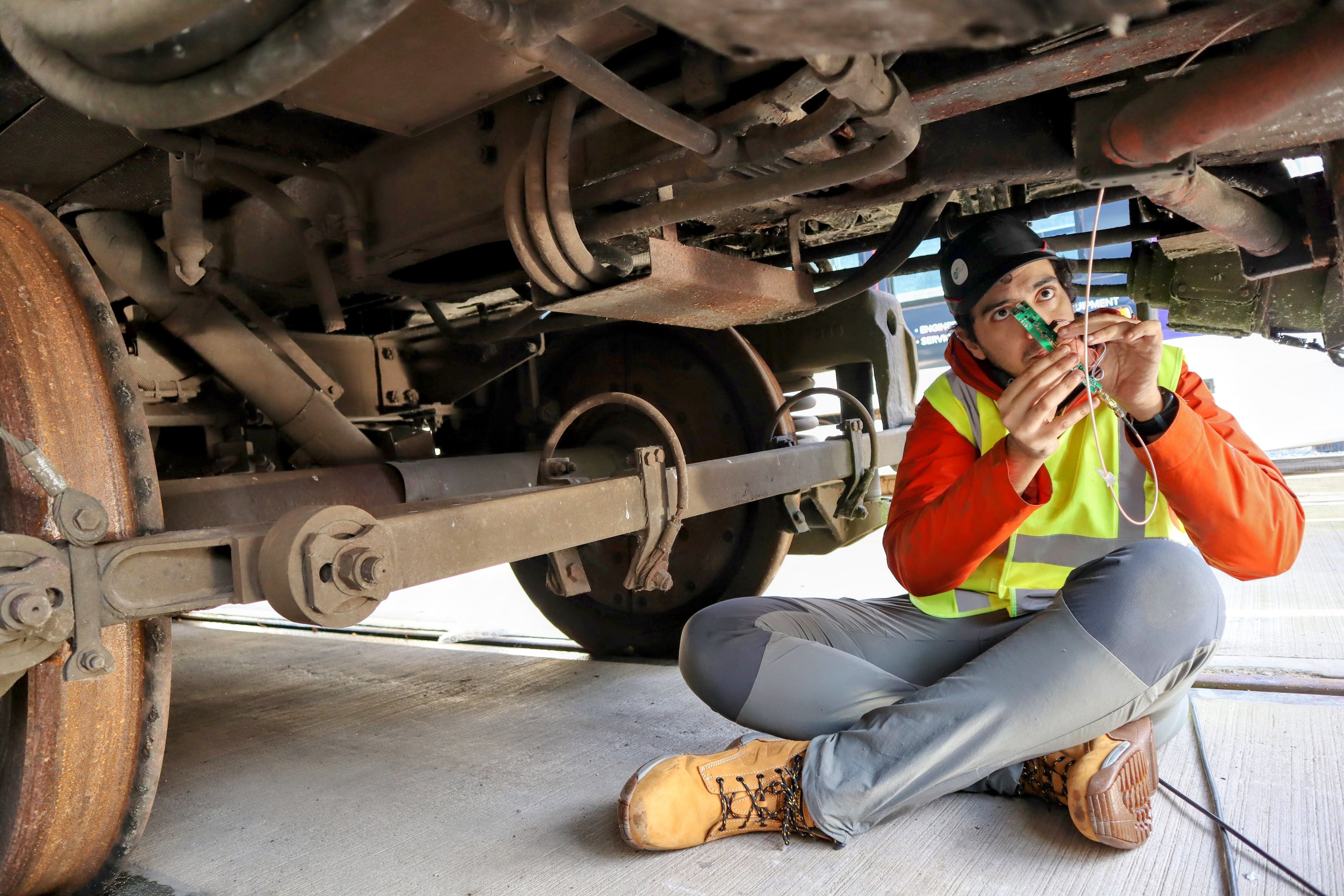 Rail carriage monitoring